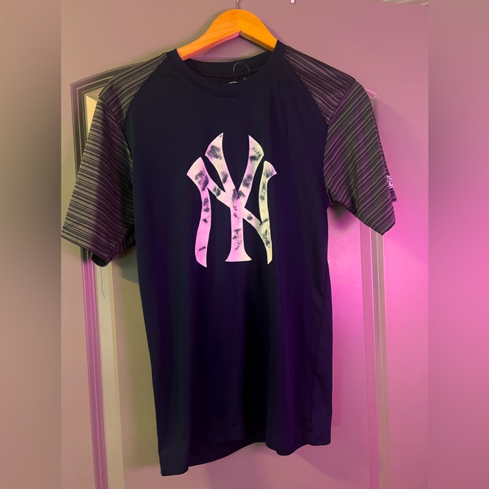 T shirt mens SIZE S